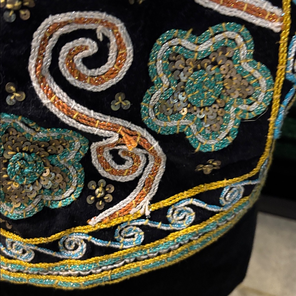 Vintage Carol Horn Workshop Sequined Puffy Elephant Beaded Accent Vest Women - Picture 7 of 12